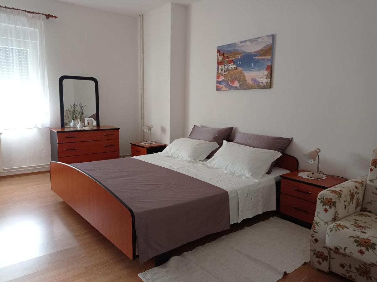 Apartments Anica Пула Екстер'єр фото